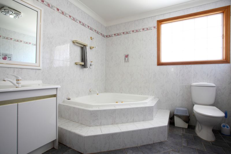 Cost of Bathtub Installation in North Miami Beach, FL